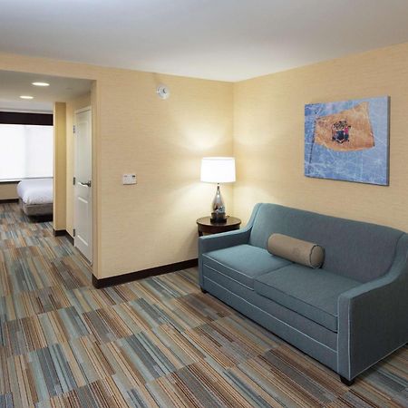 Hilton Garden Inn Mount Holly/Westampton Exterior photo