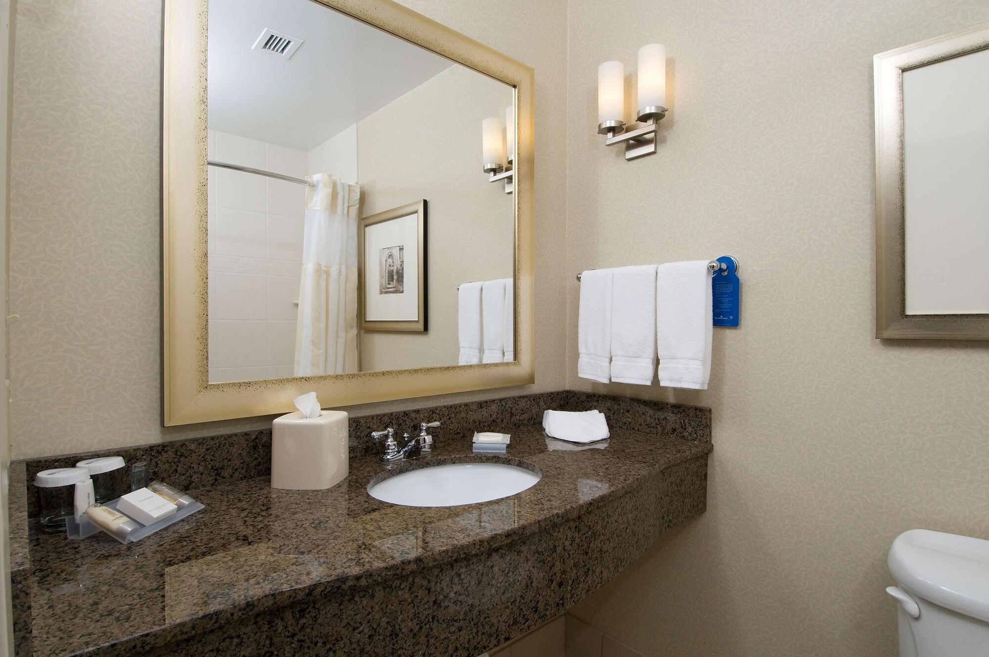 Hilton Garden Inn Mount Holly/Westampton Exterior photo
