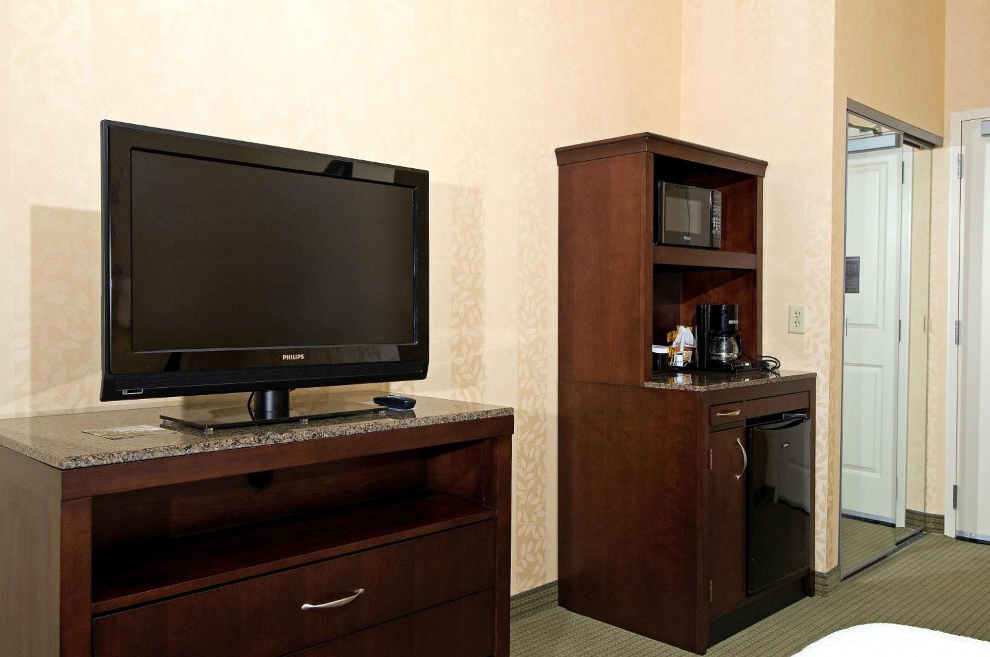 Hilton Garden Inn Mount Holly/Westampton Exterior photo