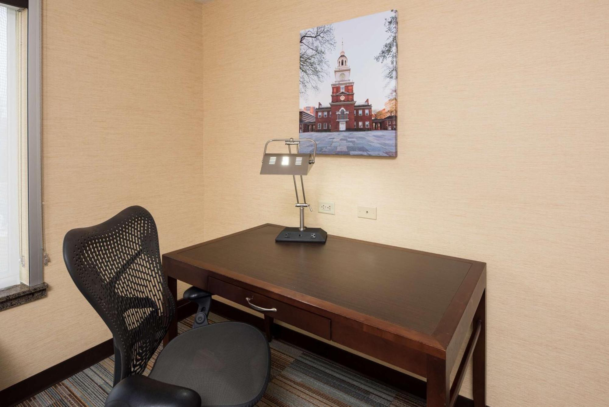 Hilton Garden Inn Mount Holly/Westampton Exterior photo